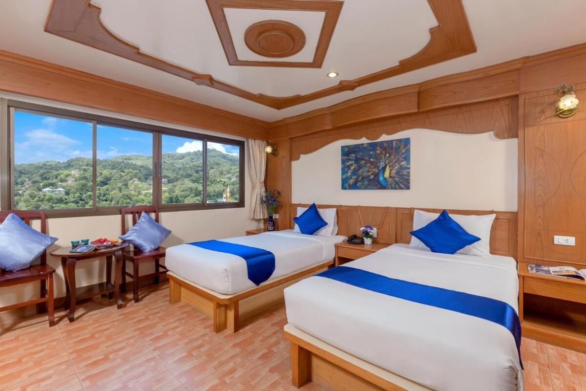 Tiger Complex By Eyg Hotel Patong Esterno foto