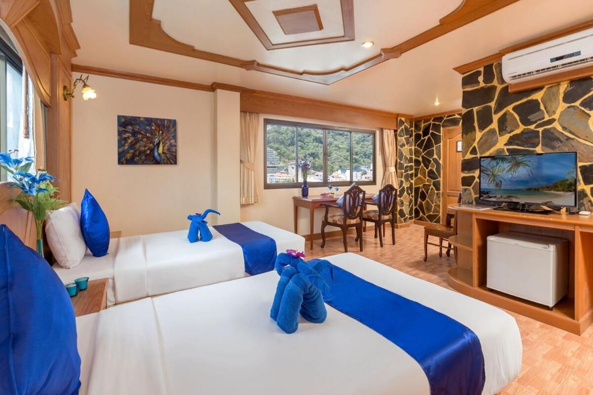 Tiger Complex By Eyg Hotel Patong Esterno foto
